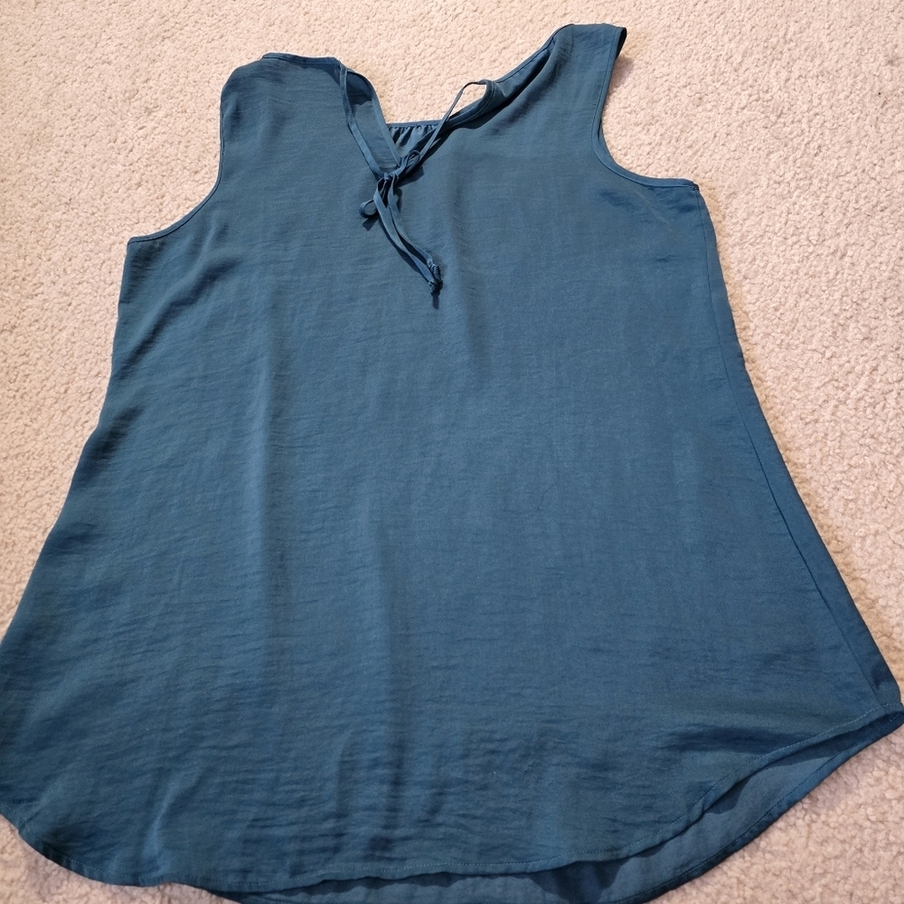 CAbi Sleeveless Blouse - Picture 7 of 7